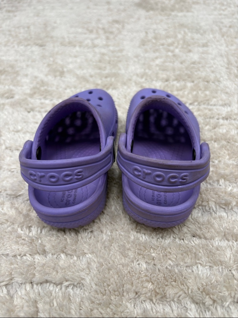 Crocs | Purple Clogs | Toddler c6 - Picture 3 of 5